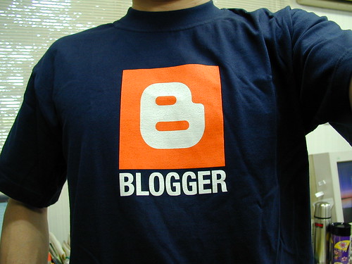 Blogger TShirt | by kengo