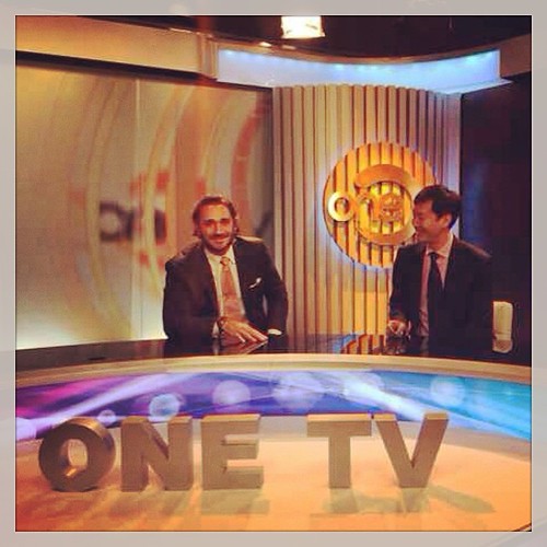 #OneTV studios hanging out with the #HongKong crew. #techtalk #smartinfrastructure #PPP | by sfdecordova
