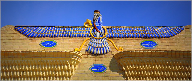 Ahourâ Mazdâ...