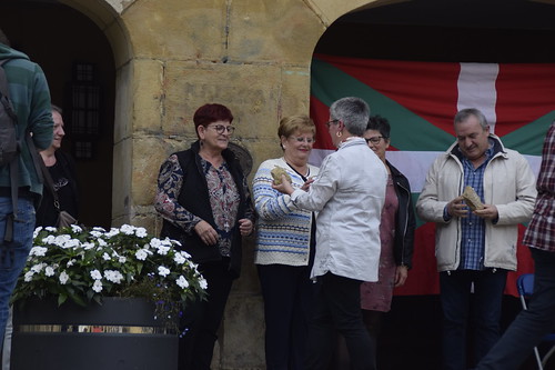 Frankismoko biktimei omenaldia gaur Lezon
