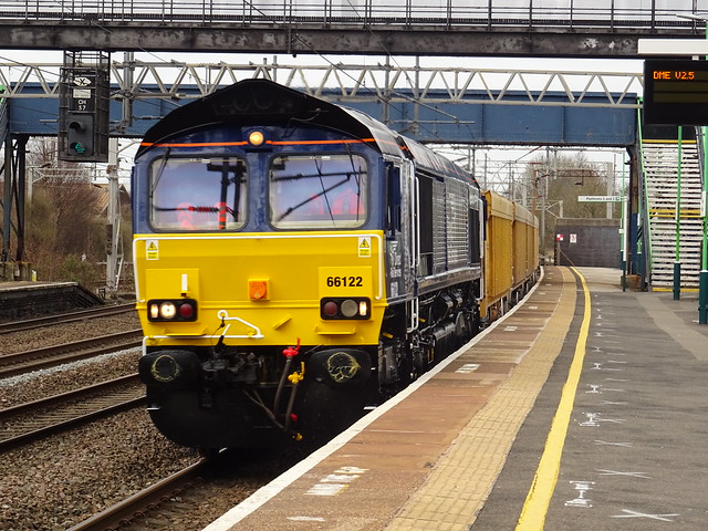 DRS 66122 @ Rugeley Trent Valley