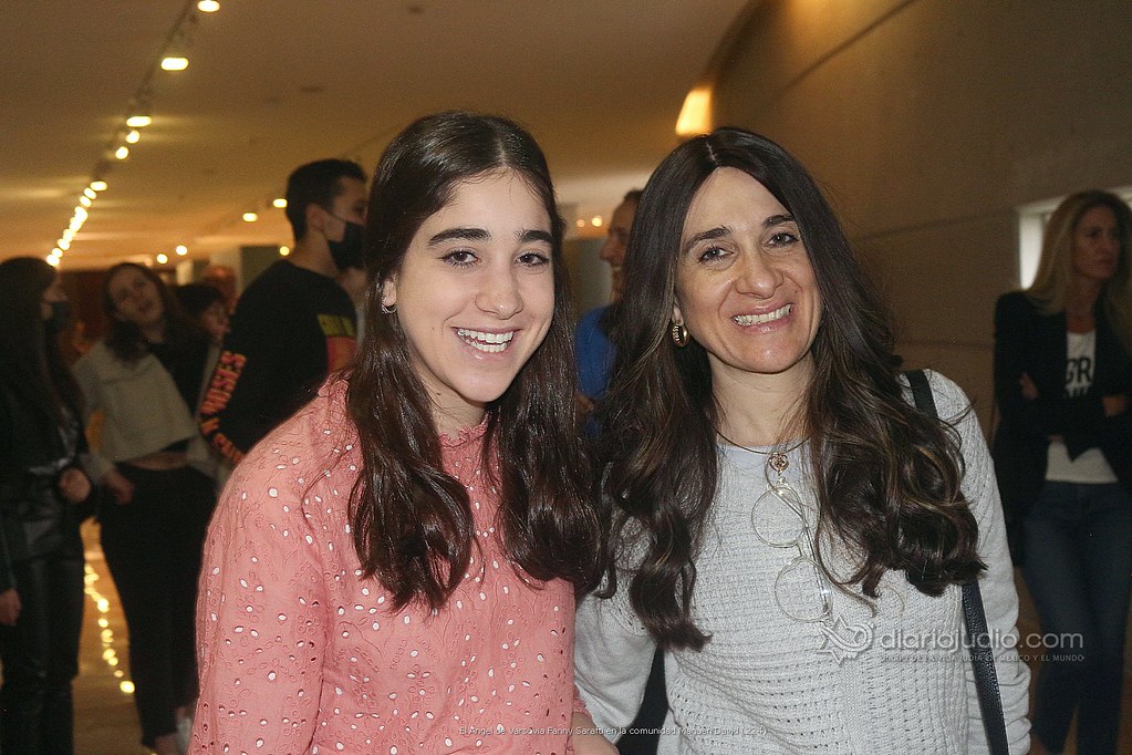 Galería de Fotos 123 El Ángel de Varsovia Fanny Sarafti en la comunidad Maguen David (224)