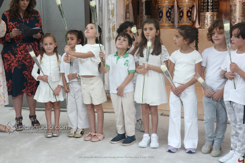 Galería de Fotos 43 Yad LaKala Bendiciones para Novias Novios Familias Hijos y mas (593)