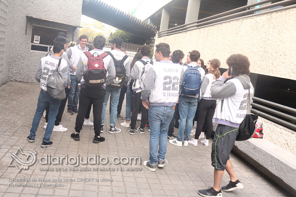 Galería de Fotos 18 Despedida de Prepa de la Idishe CIMORT la última Generación (1)