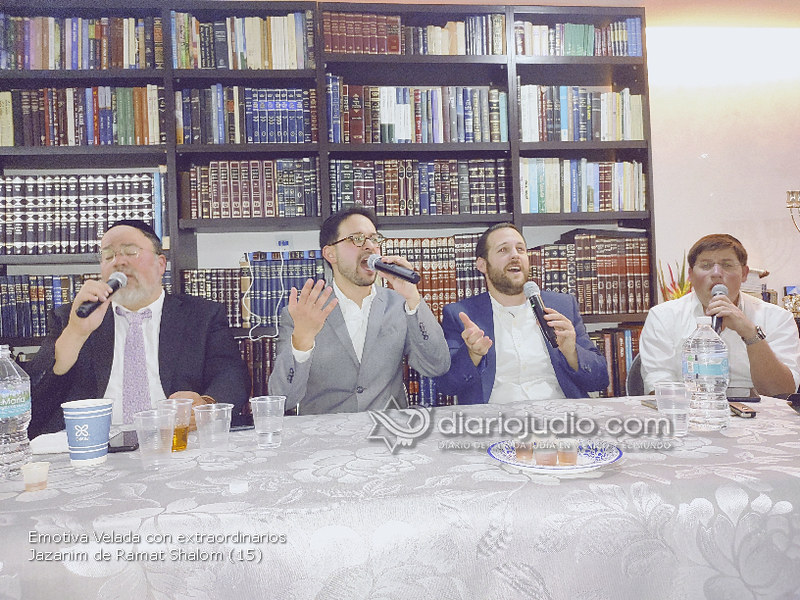 Galería de Fotos 15 Emotiva Velada con extraordinarios Jazanim de Ramat Shalom (15)