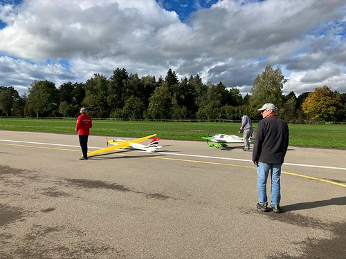 2022 Flugtage Hausen