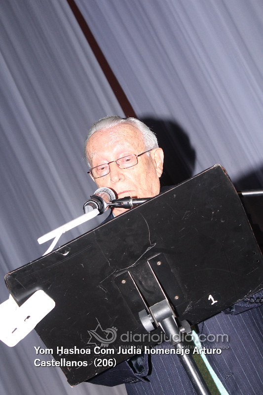 Galería de Fotos 203 Yom Hashoa Com Judia homenaje Arturo Castellanos (206)