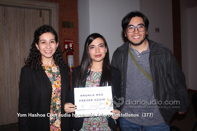 Galería de Fotos 430 Yom Hashoa Com Judia homenaje Arturo Castellanos (377)