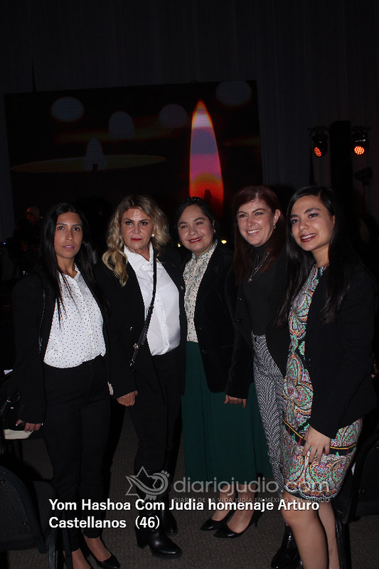 Galería de Fotos 45 Yom Hashoa Com Judia homenaje Arturo Castellanos (46)