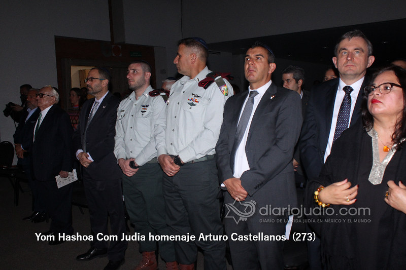Galería de Fotos 269 Yom Hashoa Com Judia homenaje Arturo Castellanos (273)