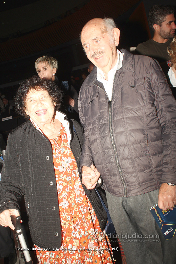 Galería de Fotos 881 Festejo 100 años de la Kehile estableciendo Eslabones (93)