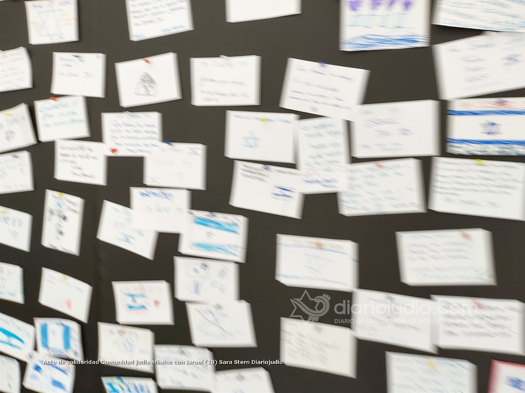 Galería de Fotos 9 Acto de solidaridad Comunidad judía México con Israel (18)