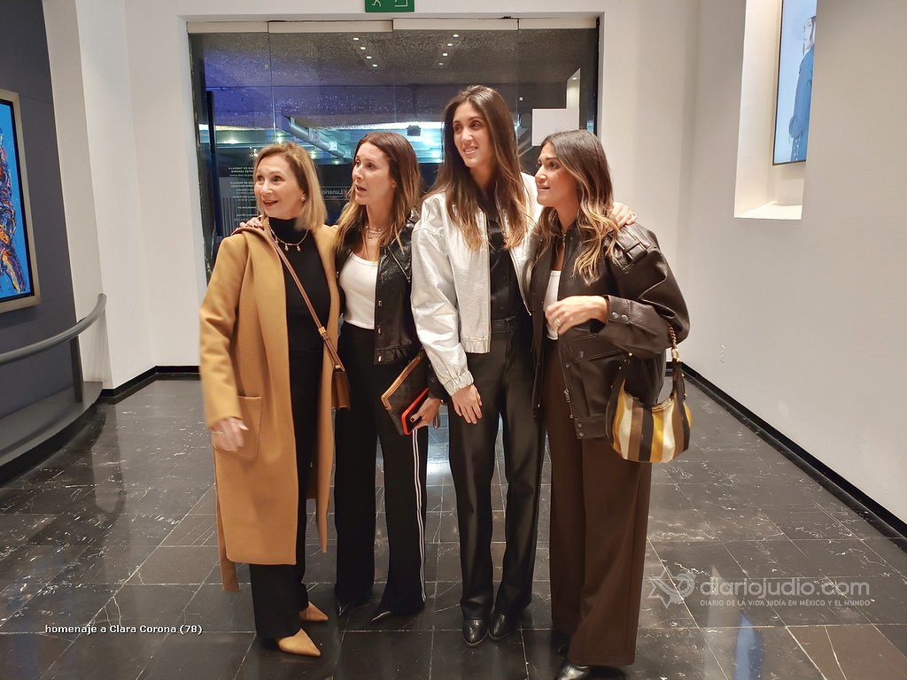 Galería de Fotos 63 homenaje a Clara Corona (78)