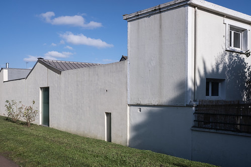 Neuilly-Plaisance, octobre 2024. | by Walker Diaries