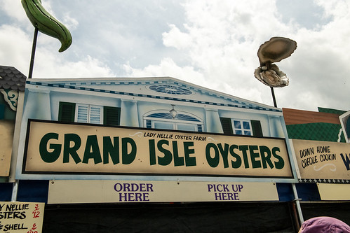 New food: Grand Isle Oysters in Heritage Square at Jazz Fest 2025. Photo by Bob Gibson.