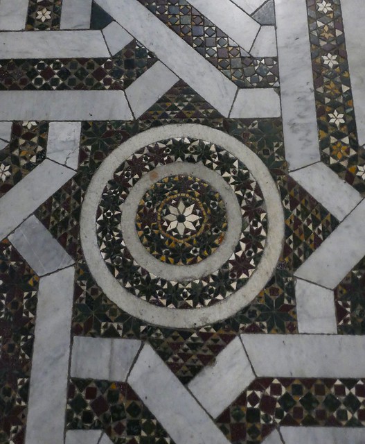 Beauté des sols en marbre, cathédrale Santa Marion Nuova, XIIe siècle, Monreale, province de Palerme, Sicile, Italie.