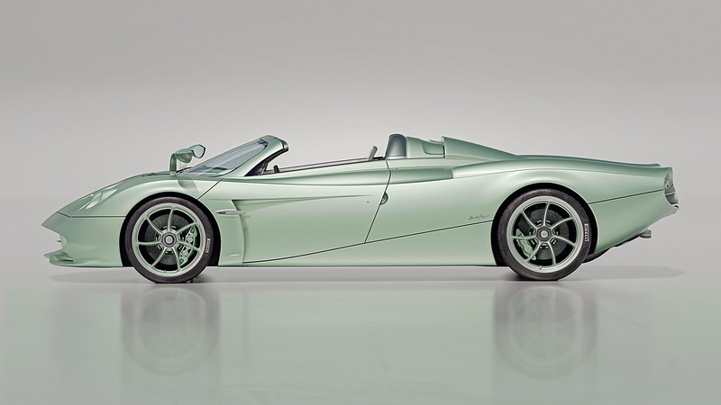 Pagani-Huayra-Codalunga-Speedster_01-01