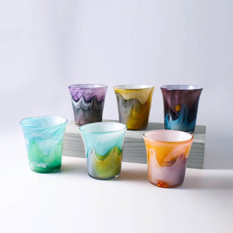 唐物 極美品 古法琉璃 巨匠細密製 梅蘭竹菊 高足酒杯 酒具 賞物 : 梅兰竹菊画法解析: 9787558627835: 新华书店北美网: Books