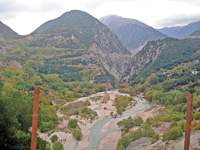 5 Αδέρφια Πετρωτού
