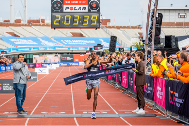 Olympisch topatleet Tamirat Tola komt naar Amsterdam Marathon Olympisch topatleet Tamirat Tola komt naar Amsterdam Marathon