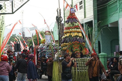 Berangkatkan Kirab Budaya Inggil Heritage Festival, Mbak Wali kota kediri vinanda: Masyarakat Bisa Belajar dan Saling Menginspirasi Dalam Lestarikan Budaya