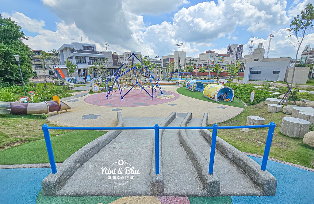 員林三和公園 共融盪鞦韆 溜滑梯14