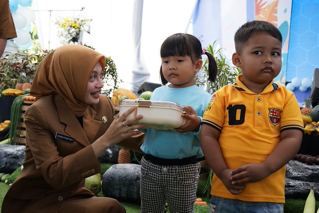 Komitmen Tingkatkan Gizi Balita, Mbak Wali kota kediri vinanda Dorong Gerakan Makan Kaya Protein Hewani Jadi Budaya Bagi Orang Tua Balita