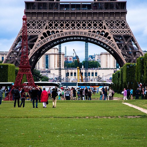 The giant Eiffel Tower had a baby.....🎁🎉🎈🍼 | by Kai Sade