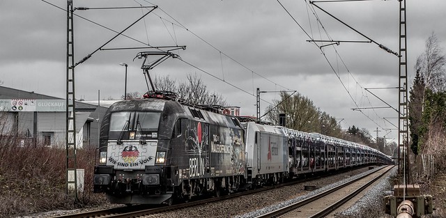01_2019_03_10_Herten_ES_64_U2_-_060_6182_560_0185_539_DISPO_mit_6185_676_Rpool_und_Autotransportzug ➡️ Oberhausen