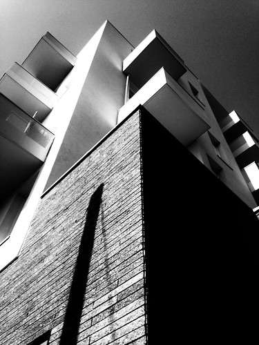 Hanging | by B. COTTENCEAU